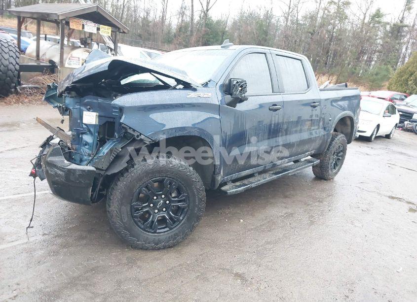Photo 2 of 2023 Chevrolet Silverado 1500 4WD SHORT BED ZR2 (VIN 3GCUDHEL1PG256094)