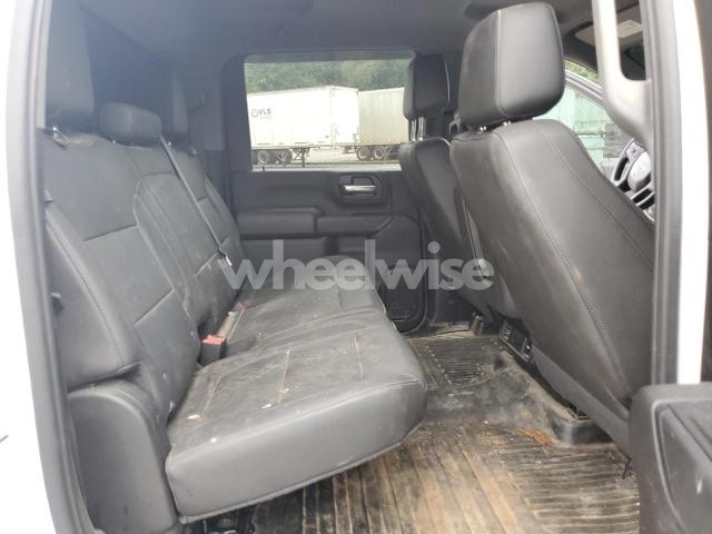 Photo 4 of 2022 CHEVROLET SILVERADO K3500 (VIN 3GCUDHEL3NG685959)