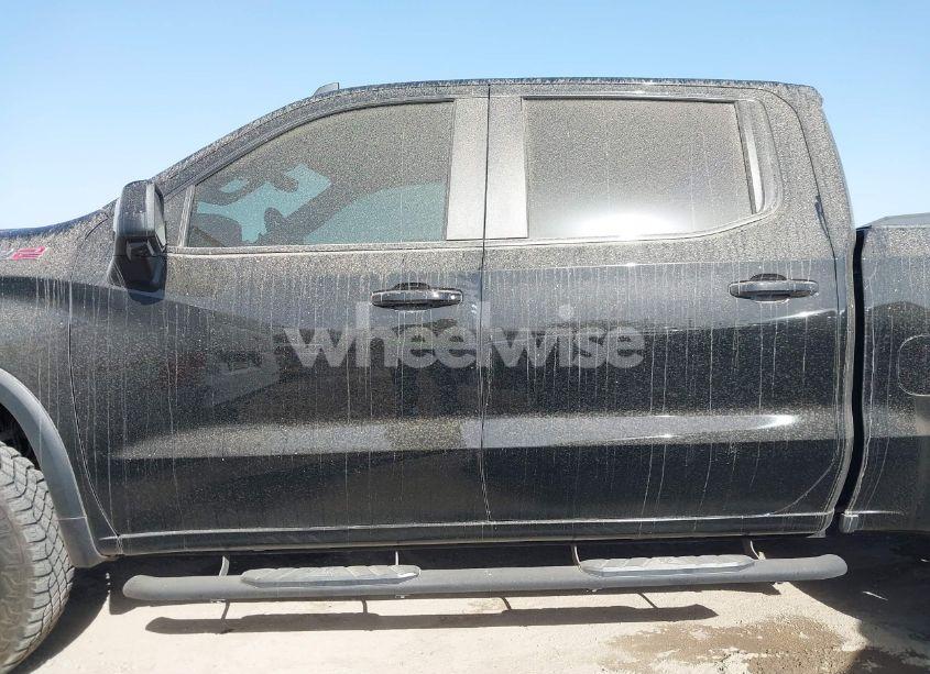 Photo 14 of 2023 Chevrolet Silverado 1500 4WD SHORT BED ZR2 (VIN 3GCUDHEL6PG256088)