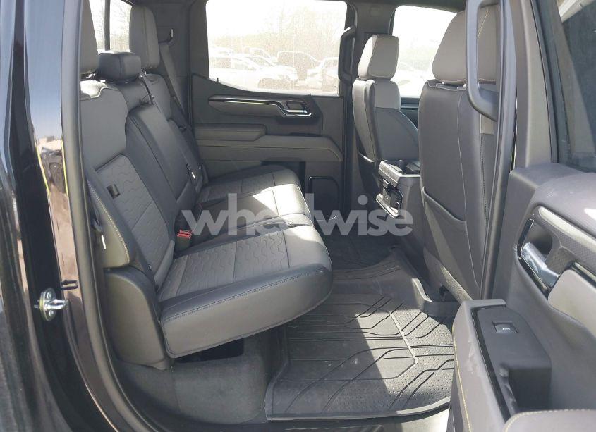 Photo 8 of 2023 Chevrolet Silverado 1500 4WD SHORT BED ZR2 (VIN 3GCUDHEL6PG256088)