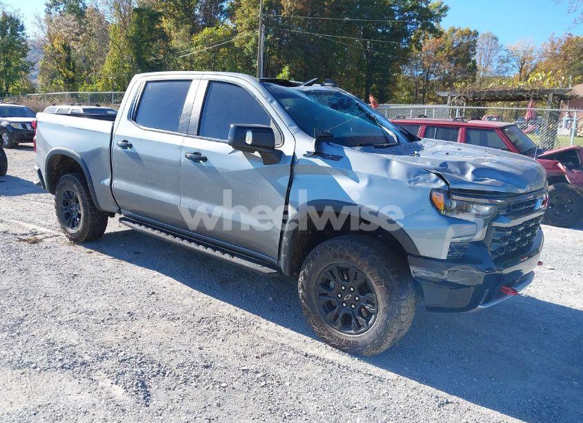 2023 Chevrolet Silverado 1500 4WD SHORT BED ZR2 (VIN 3GCUDHEL7PG211659) main photo