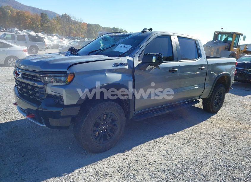 Photo 2 of 2023 Chevrolet Silverado 1500 4WD SHORT BED ZR2 (VIN 3GCUDHEL7PG211659)