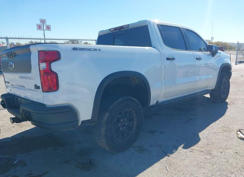 Photo 4 of 2024 Chevrolet Silverado 1500 4WD SHORT BED ZR2 (VIN 3GCUDHEL7RG278510)