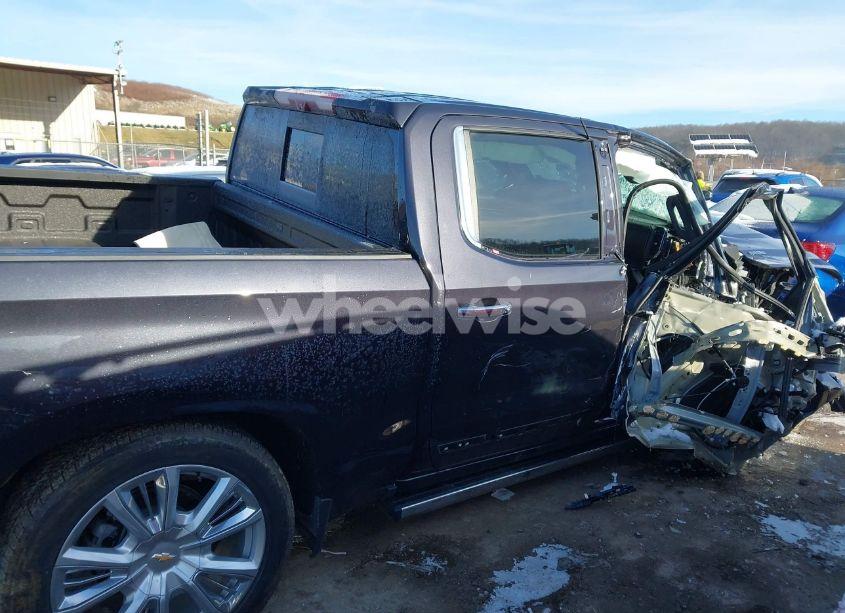 Photo 14 of 2024 Chevrolet Silverado 1500 (VIN 3GCUDJE85RG362036)