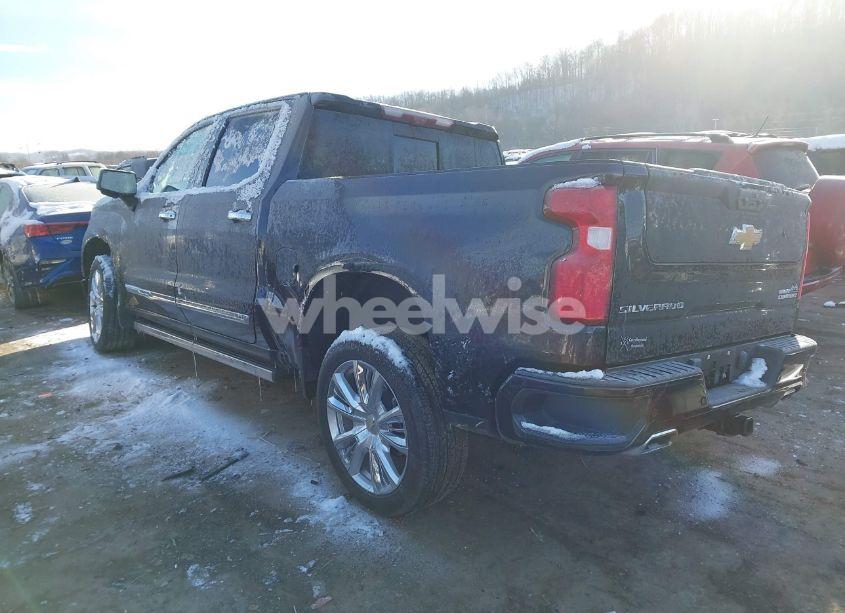 Photo 3 of 2024 Chevrolet Silverado 1500 (VIN 3GCUDJE85RG362036)