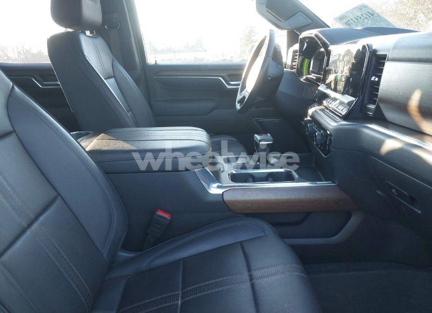 Photo 5 of 2023 Chevrolet Silverado 1500 4WD STANDARD BED HIGH COUNTRY (VIN 3GCUDJED9PG101230)