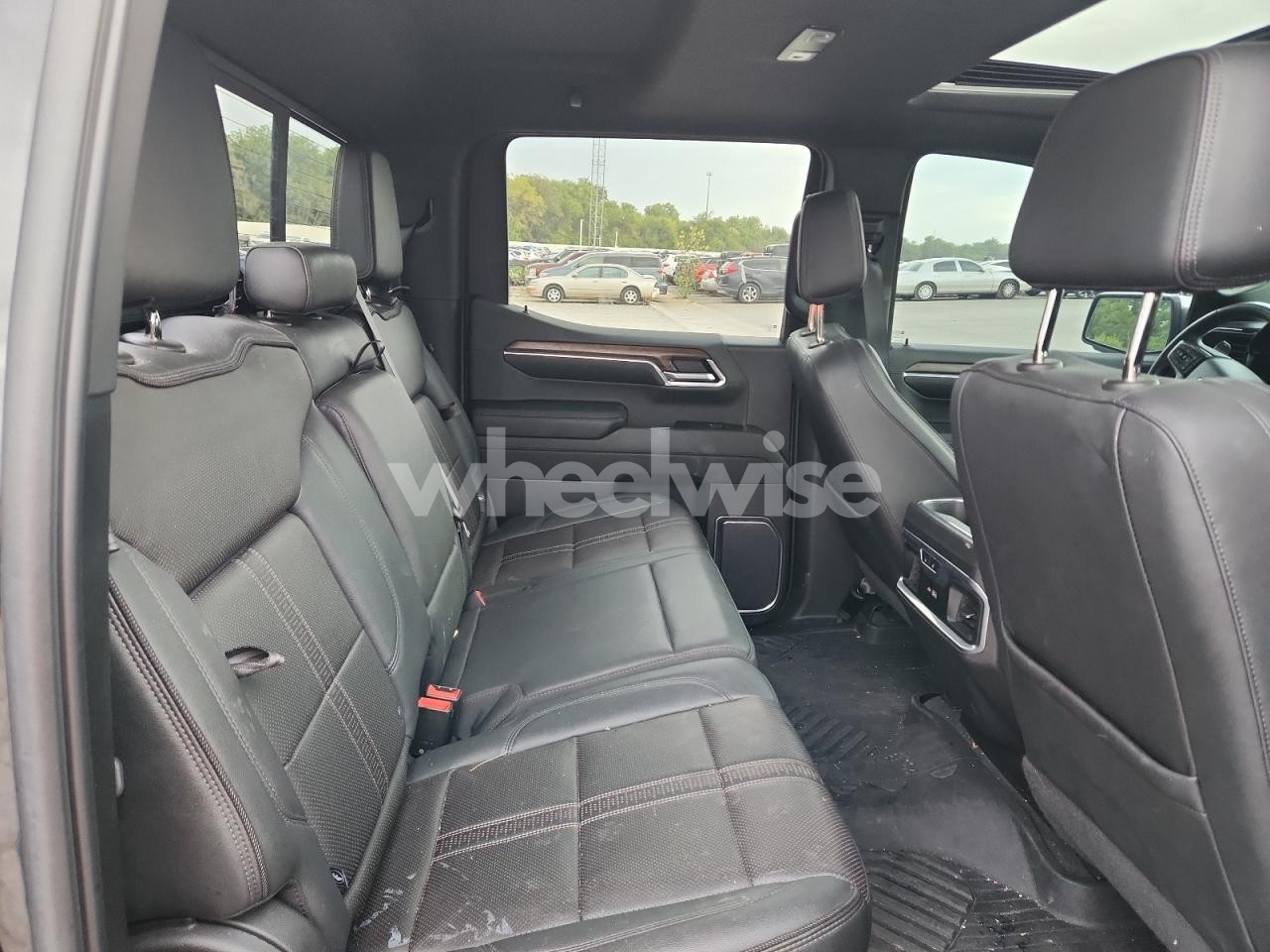 Photo 10 of 2022 CHEVROLET SILVERADO K1500 HIGH COUNTRY (VIN 3GCUDJEL2NG577887)