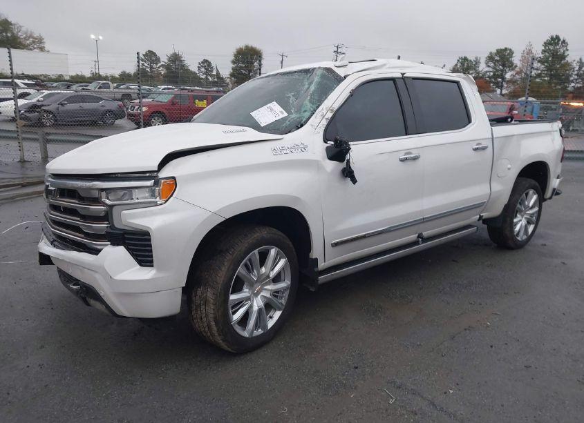 Photo 2 of 2022 Chevrolet Silverado 1500 4WD SHORT BED HIGH COUNTRY (VIN 3GCUDJET3NG670594)