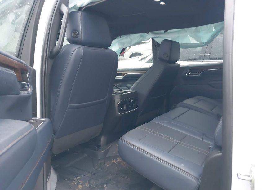 Photo 8 of 2022 Chevrolet Silverado 1500 4WD SHORT BED HIGH COUNTRY (VIN 3GCUDJET3NG670594)