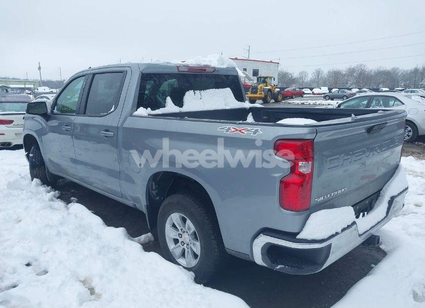 Photo 3 of 2025 Chevrolet Silverado 1500 2WD STANDARD BED LT (VIN 3GCUKDED2SG147675)
