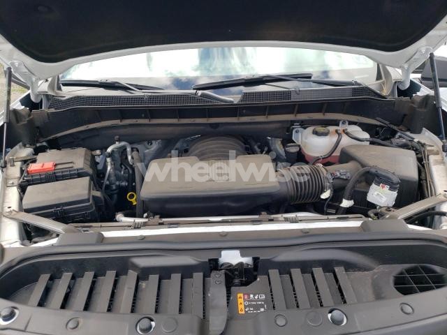 2025 CHEVROLET SILVERADO K1500 LT (VIN 3GCUKDED8SG186805) main photo