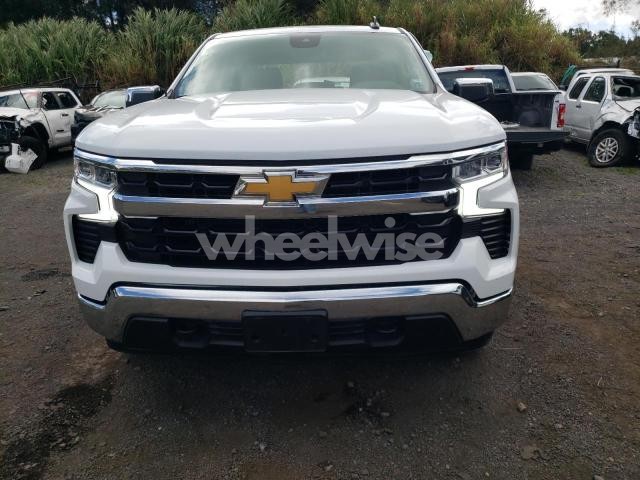 Photo 4 of 2025 CHEVROLET SILVERADO K1500 LT (VIN 3GCUKDED8SG186805)
