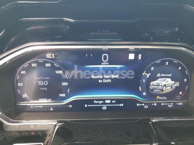 Photo 9 of 2025 CHEVROLET SILVERADO K1500 LT (VIN 3GCUKDED8SG186805)