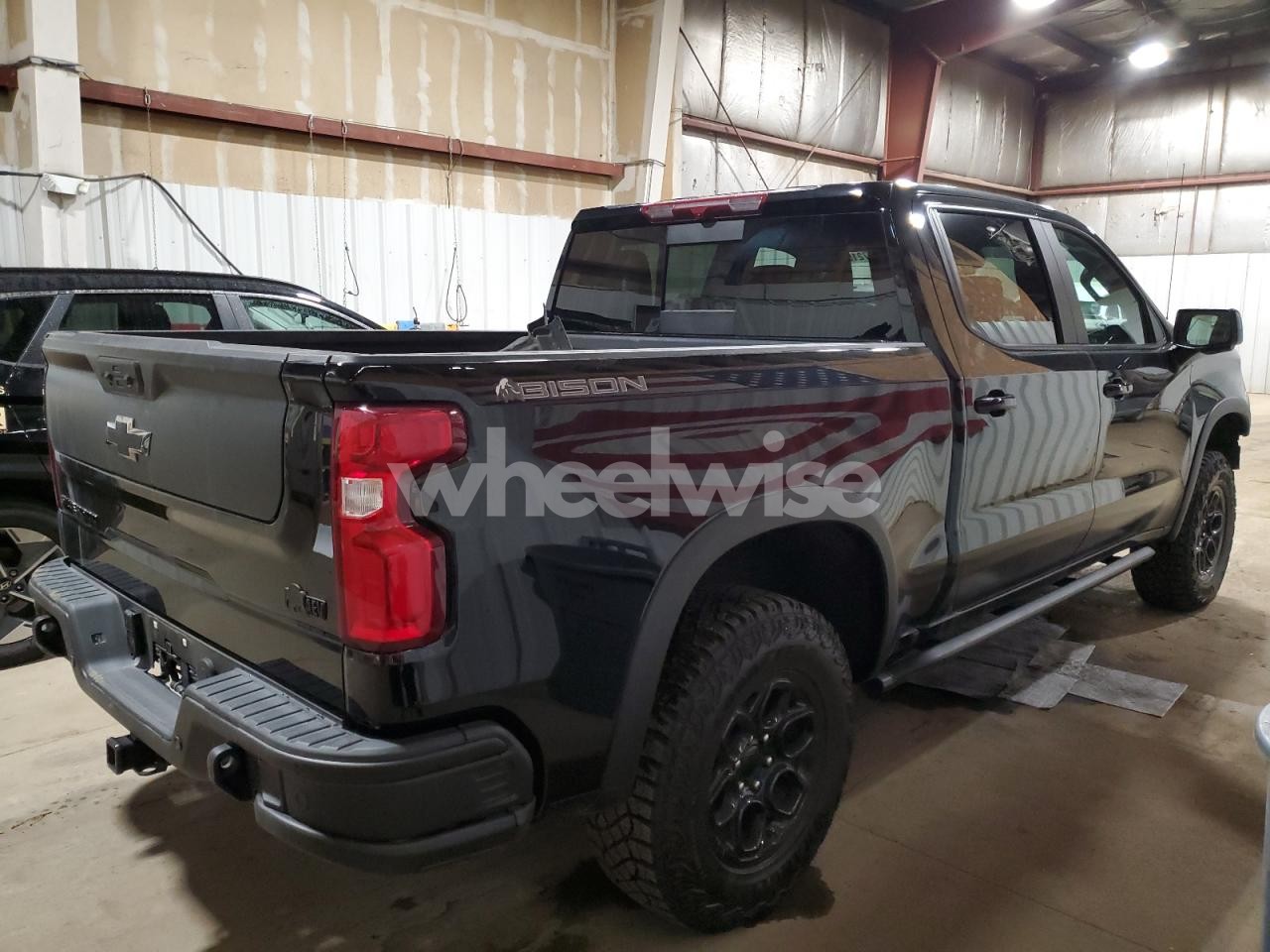 Photo 3 of 2025 CHEVROLET SILVERADO K1500 ZR2 (VIN 3GCUKHE83SG131804)