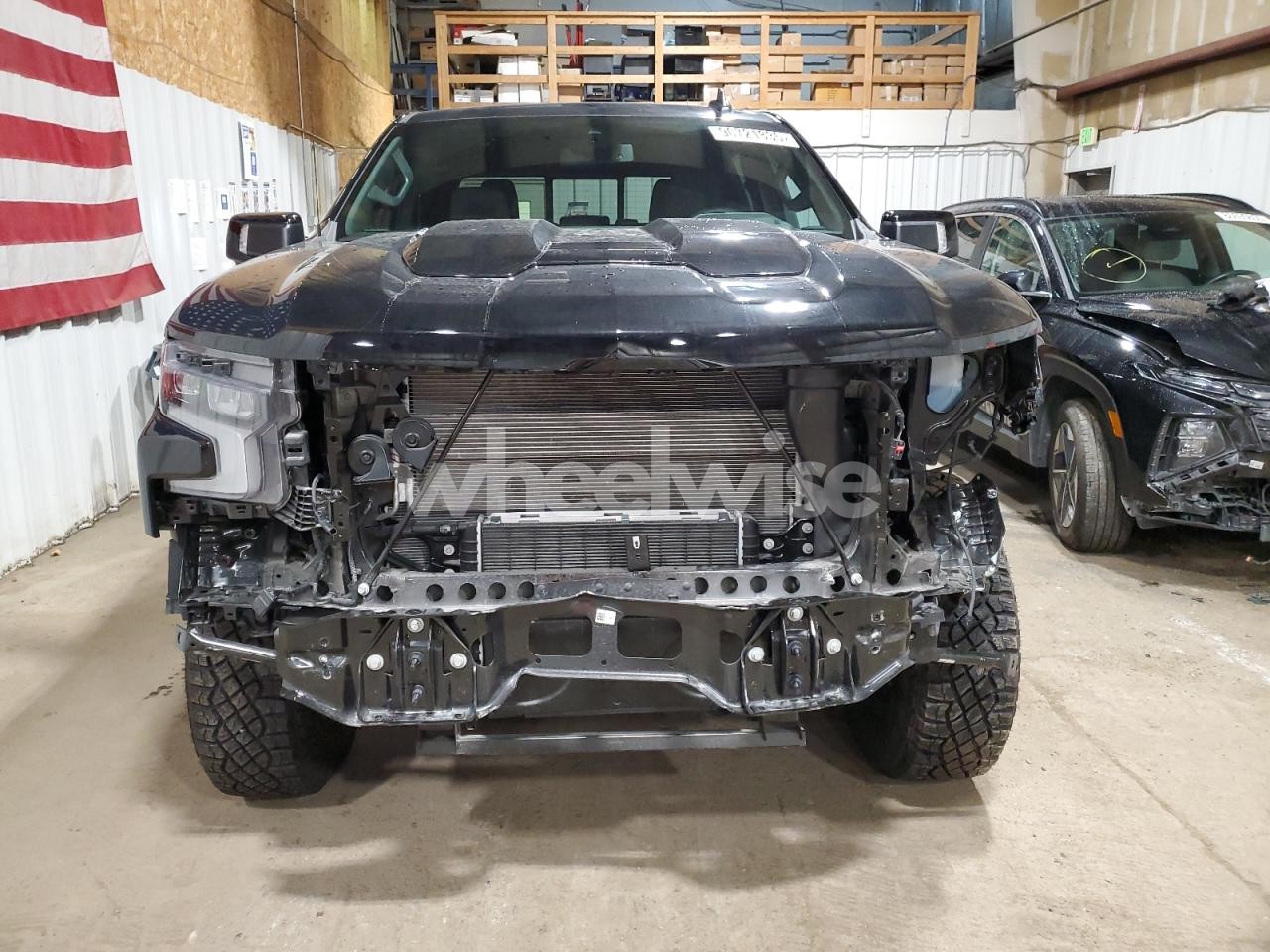 Photo 5 of 2025 CHEVROLET SILVERADO K1500 ZR2 (VIN 3GCUKHE83SG131804)