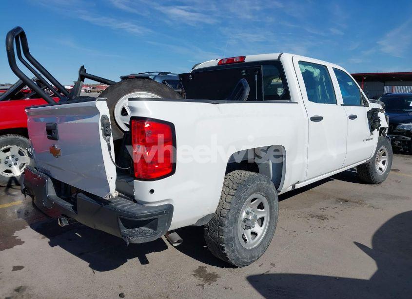 Photo 4 of 2018 Chevrolet Silverado 1500 WT (VIN 3GCUKNEC0JG152577)