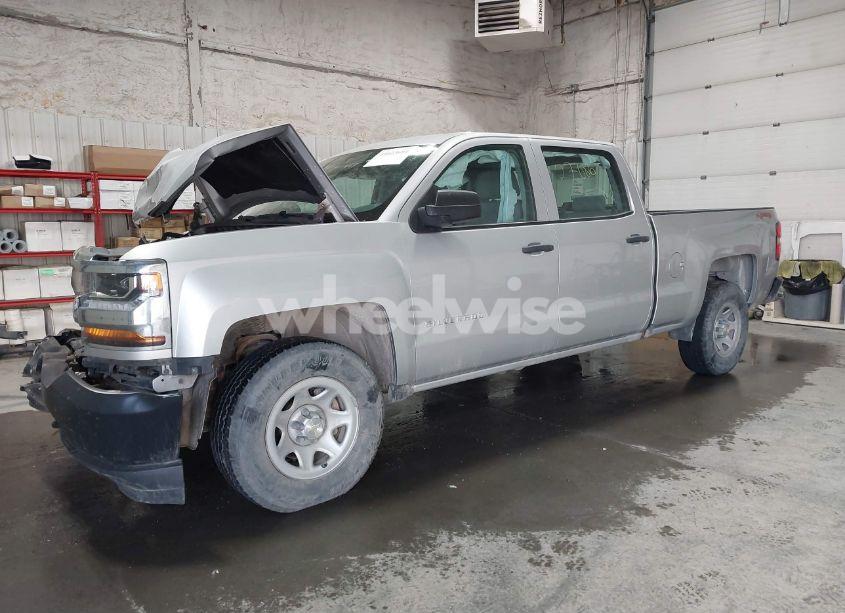 Photo 2 of 2017 Chevrolet Silverado 1500 WT (VIN 3GCUKNEC1HG233999)