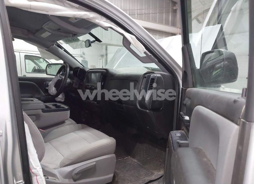 Photo 5 of 2017 Chevrolet Silverado 1500 WT (VIN 3GCUKNEC1HG233999)