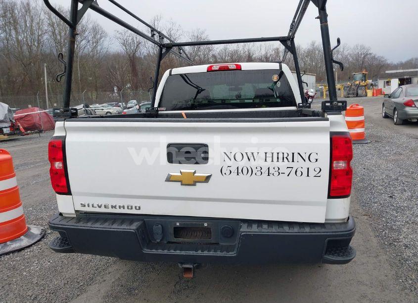 Photo 17 of 2018 Chevrolet Silverado 1500 WT (VIN 3GCUKNEC2JG639635)