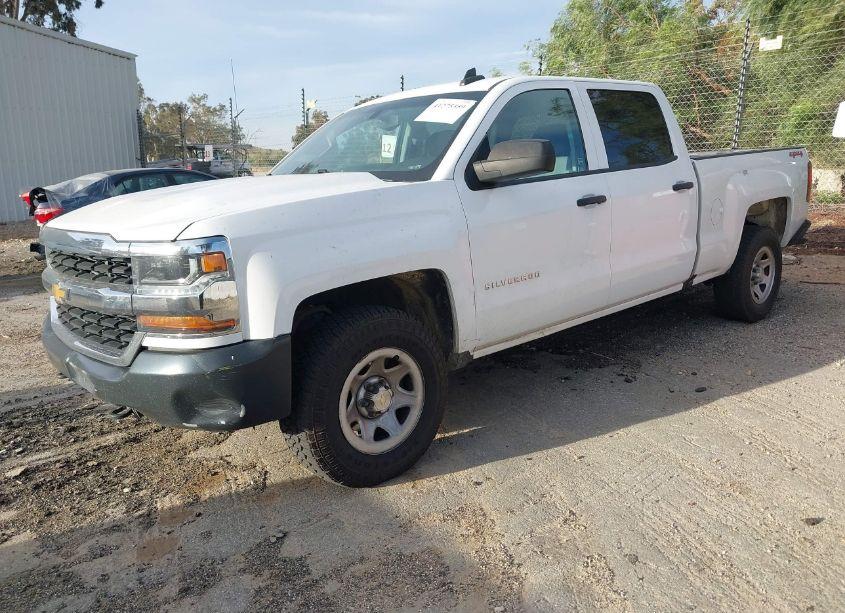 Photo 2 of 2018 Chevrolet Silverado 1500 WT (VIN 3GCUKNEC4JG412379)