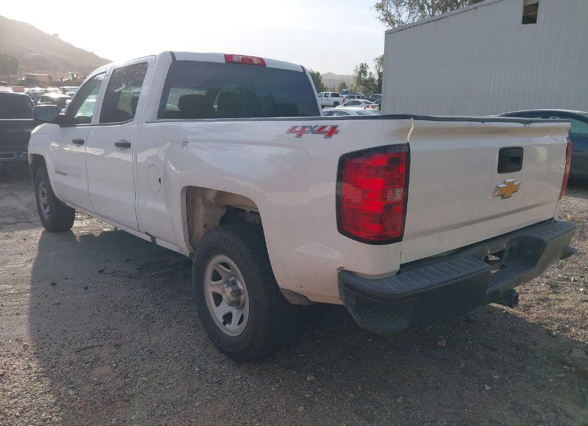 Photo 3 of 2018 Chevrolet Silverado 1500 WT (VIN 3GCUKNEC4JG412379)