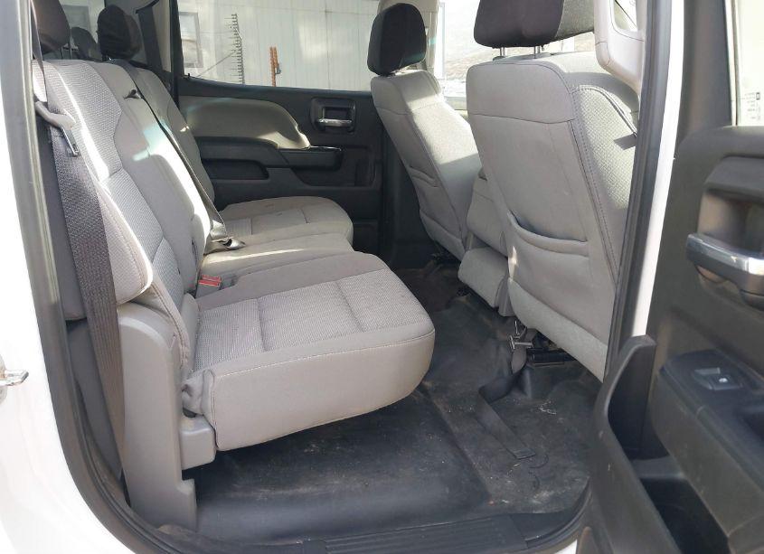 Photo 8 of 2018 Chevrolet Silverado 1500 WT (VIN 3GCUKNEC4JG412379)