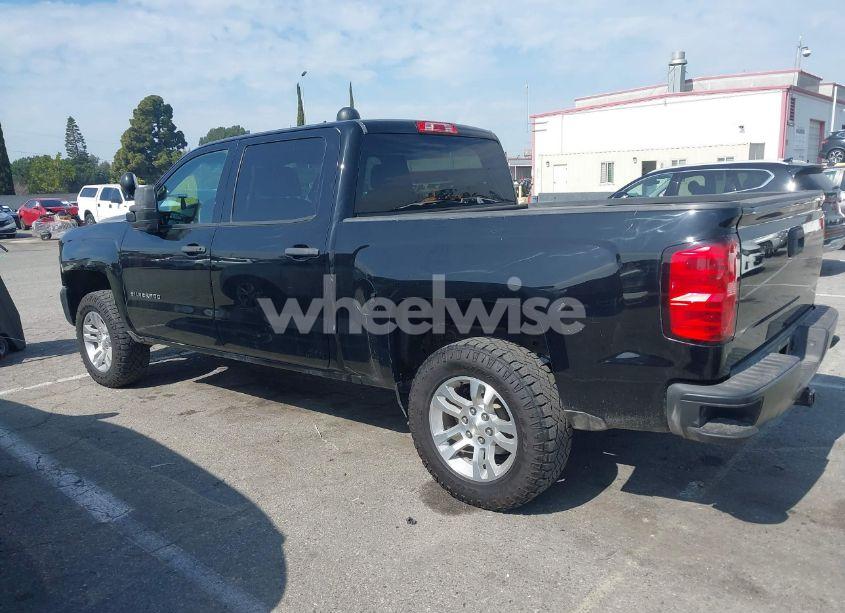 Photo 14 of 2018 Chevrolet Silverado 1500 WT (VIN 3GCUKNEC6JG463656)