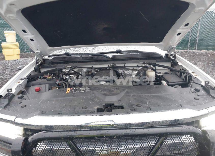 Photo 10 of 2017 Chevrolet Silverado 1500 WT (VIN 3GCUKNEC7HG435228)