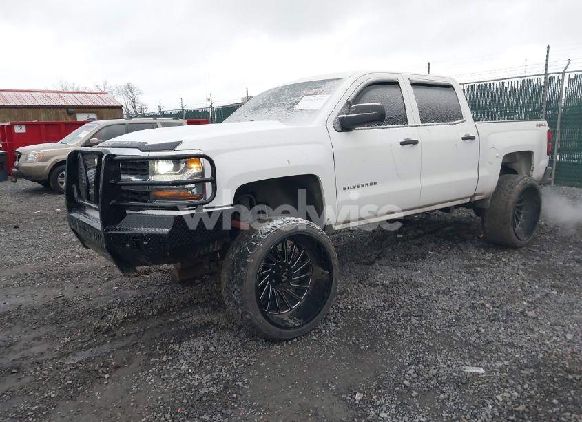 Photo 2 of 2017 Chevrolet Silverado 1500 WT (VIN 3GCUKNEC7HG435228)