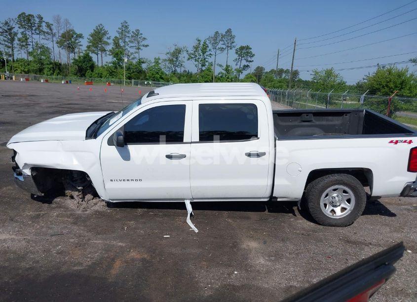 Photo 14 of 2018 Chevrolet Silverado 1500 WT (VIN 3GCUKNEC7JG429046)