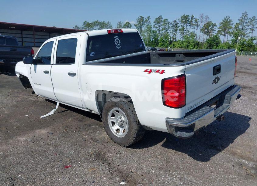 Photo 3 of 2018 Chevrolet Silverado 1500 WT (VIN 3GCUKNEC7JG429046)