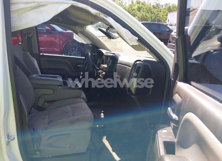 Photo 5 of 2018 Chevrolet Silverado 1500 WT (VIN 3GCUKNEC7JG429046)