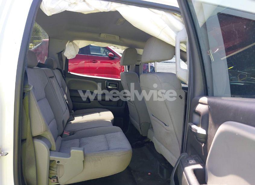 Photo 8 of 2018 Chevrolet Silverado 1500 WT (VIN 3GCUKNEC7JG429046)