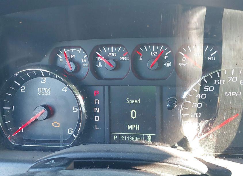 Photo 15 of 2018 Chevrolet Silverado 1500 WT (VIN 3GCUKNEH1JG299390)