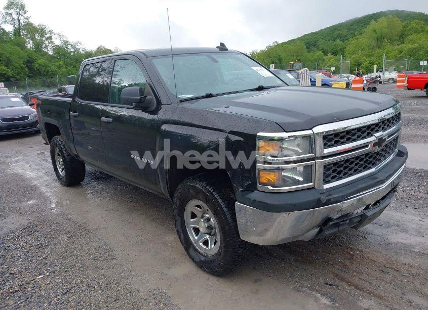 2015 Chevrolet Silverado 1500 LS (VIN 3GCUKPEC1FG275940) main photo