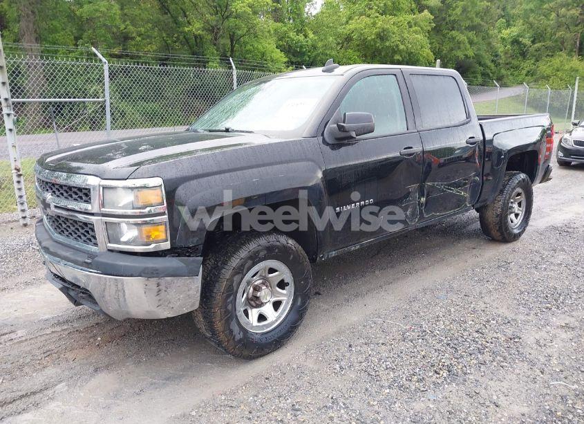 Photo 2 of 2015 Chevrolet Silverado 1500 LS (VIN 3GCUKPEC1FG275940)