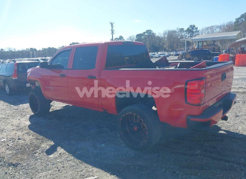 Photo 3 of 2018 Chevrolet Silverado 1500 CUSTOM (VIN 3GCUKPEC4JG136782)