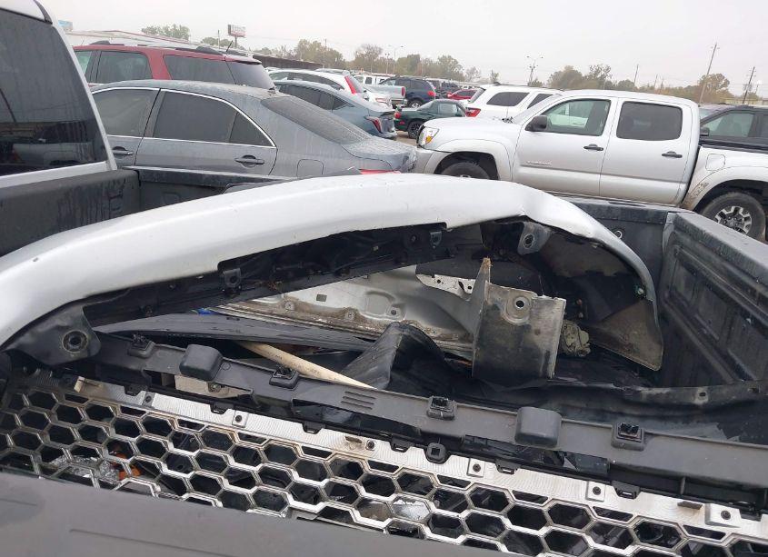 Photo 12 of 2018 Chevrolet Silverado 1500 CUSTOM (VIN 3GCUKPEC4JG151413)