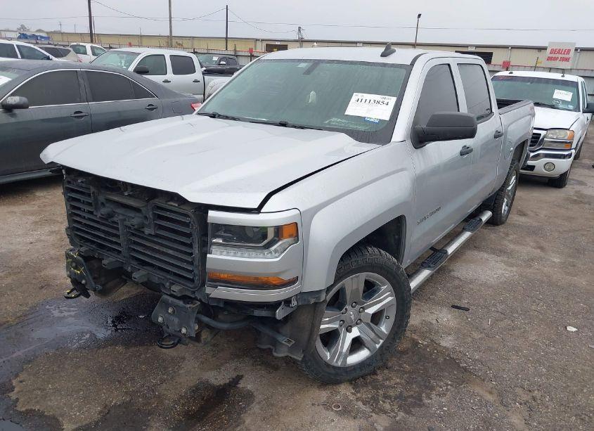 Photo 2 of 2018 Chevrolet Silverado 1500 CUSTOM (VIN 3GCUKPEC4JG151413)