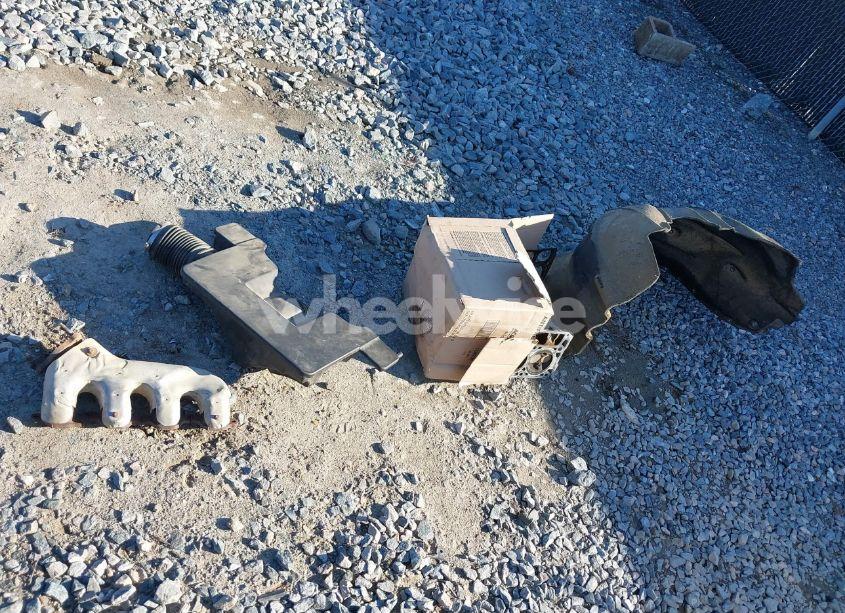 Photo 12 of 2015 Chevrolet Silverado 1500 LS (VIN 3GCUKPEC6FG341396)