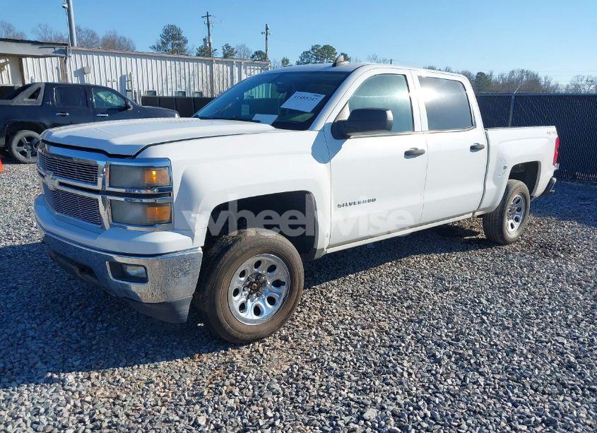 Photo 2 of 2015 Chevrolet Silverado 1500 LS (VIN 3GCUKPEC6FG341396)