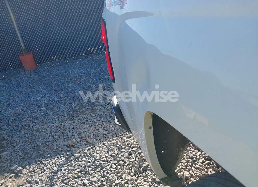 Photo 6 of 2015 Chevrolet Silverado 1500 LS (VIN 3GCUKPEC6FG341396)