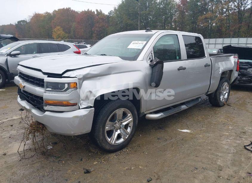 Photo 2 of 2018 Chevrolet Silverado 1500 CUSTOM (VIN 3GCUKPEC6JG158864)