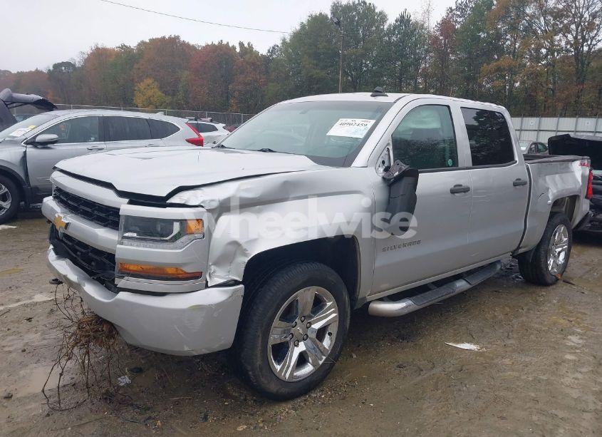 Photo 6 of 2018 Chevrolet Silverado 1500 CUSTOM (VIN 3GCUKPEC6JG158864)