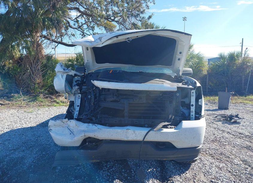 Photo 13 of 2018 Chevrolet Silverado 1500 CUSTOM (VIN 3GCUKPEC9JG565920)