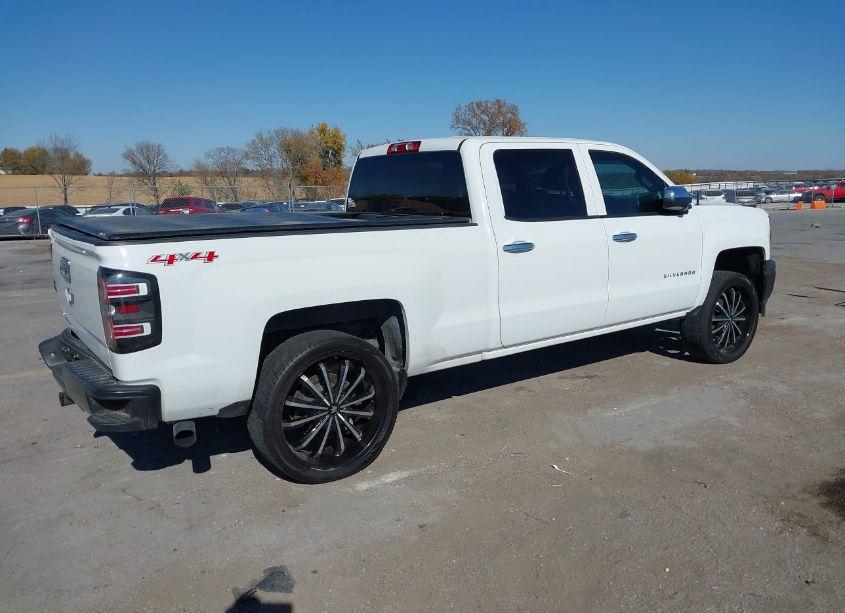 Photo 4 of 2015 Chevrolet Silverado 1500 WT (VIN 3GCUKPECXFG254214)
