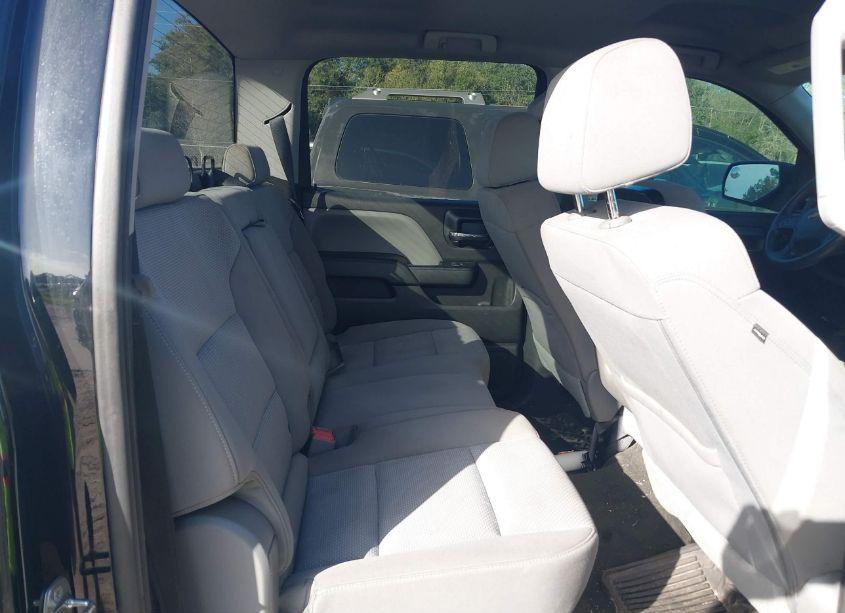 Photo 8 of 2018 Chevrolet Silverado 1500 CUSTOM (VIN 3GCUKPECXJG304344)