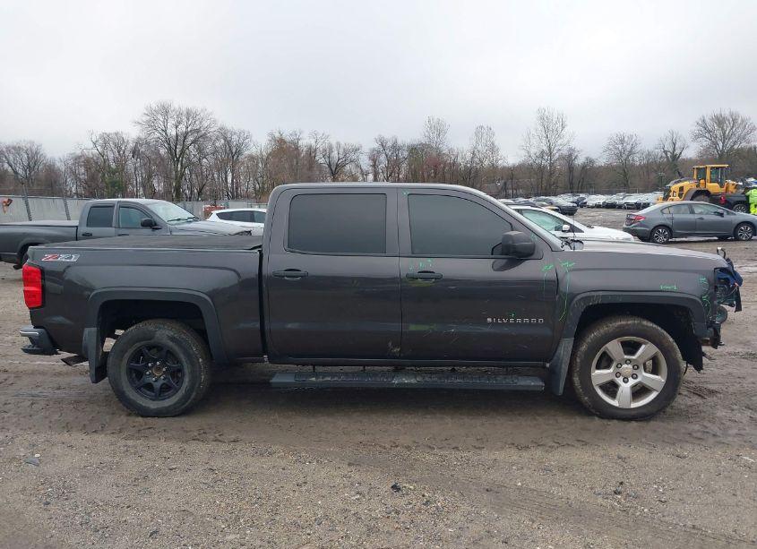 Photo 13 of 2014 Chevrolet Silverado 1500 2LT (VIN 3GCUKREC0EG164712)
