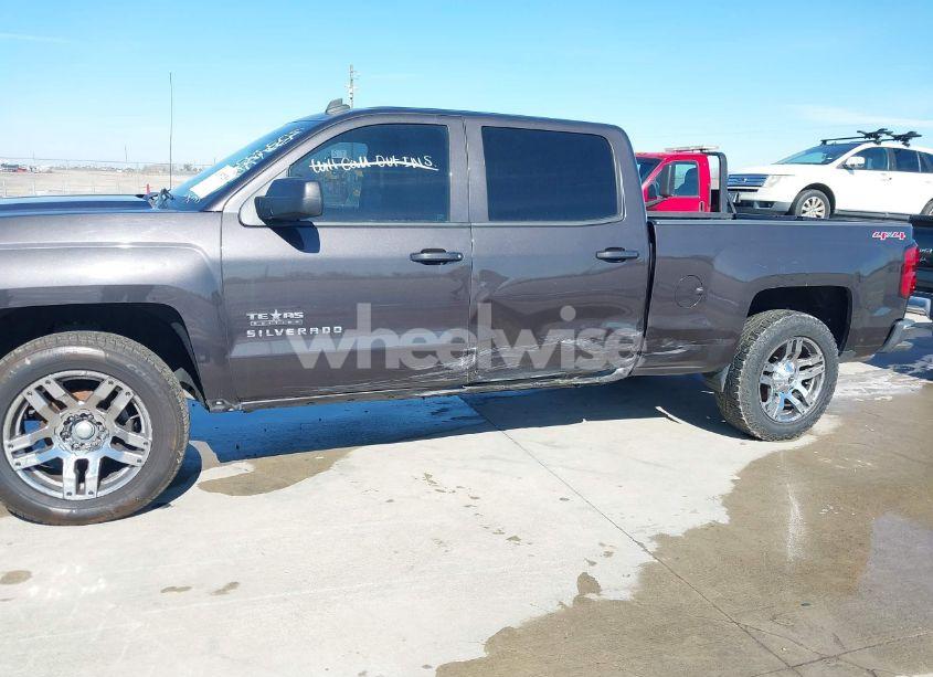 Photo 6 of 2014 Chevrolet Silverado 1500 1LT (VIN 3GCUKREC0EG236945)