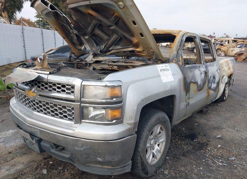 Photo 2 of 2014 Chevrolet Silverado 1500 1LT (VIN 3GCUKREC0EG254877)